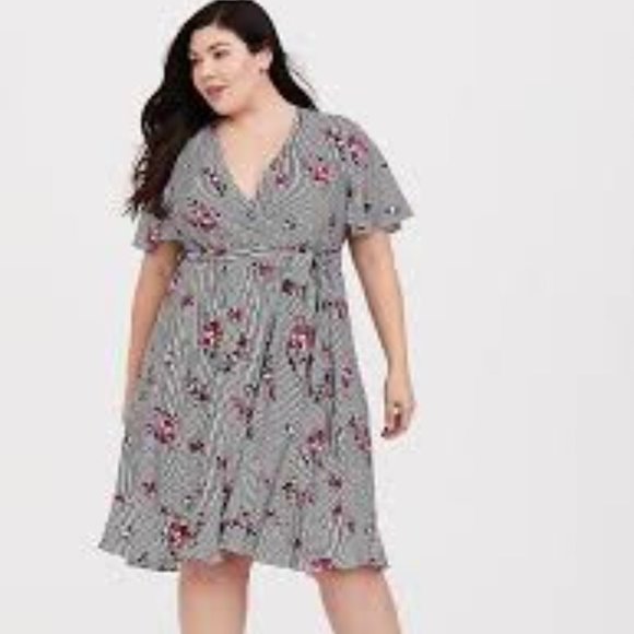 torrid Dresses & Skirts - Torrid FLORAL STRIPE CHALLIS WRAP DRESS